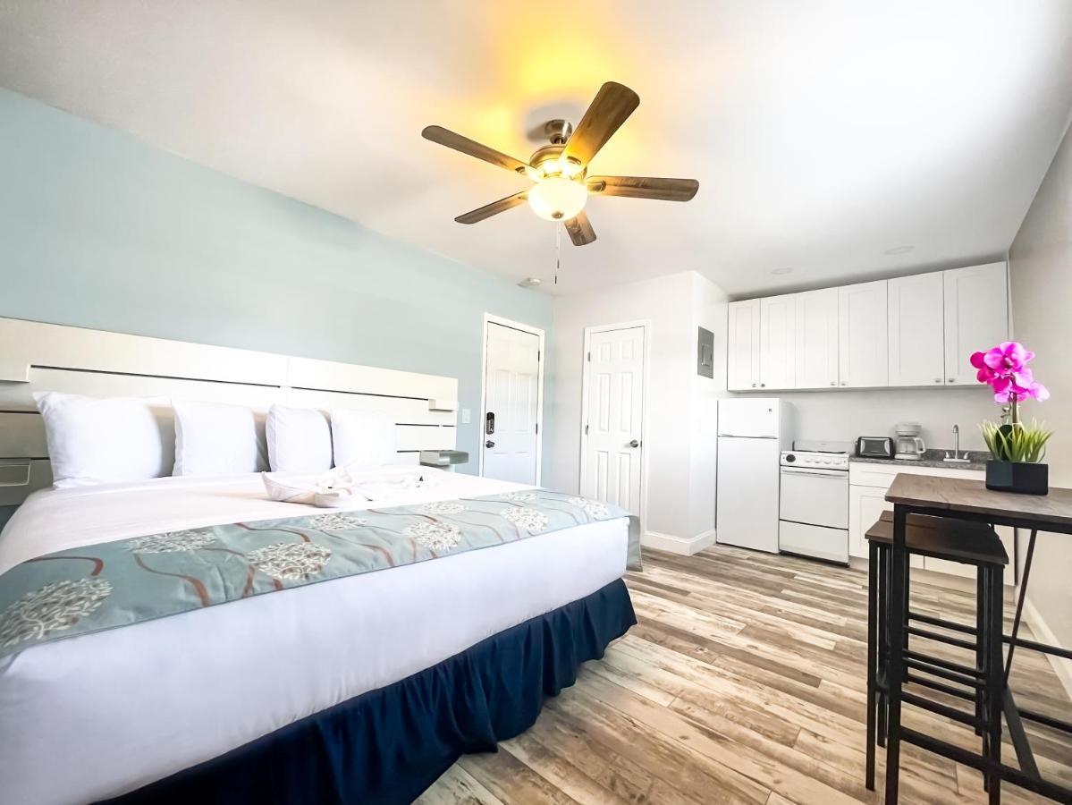 The Clevelander Hotel Hollywood Bagian luar foto